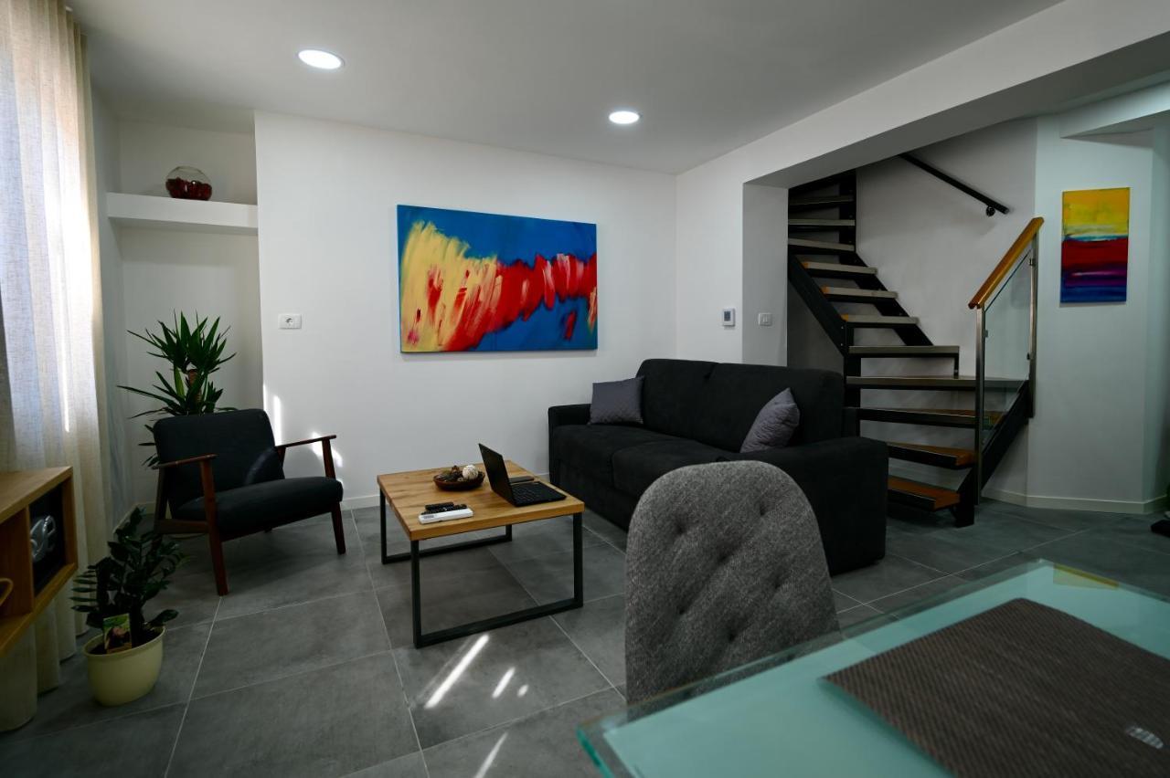 Apartments Porta Maggiore Koper Exterior photo